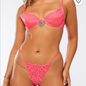 2 for 40 Savage X Fenty Sorry not sorry lace bra